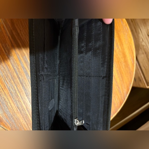 Disney Beauty and the Beast Blue/Yellow/black zip around Wallet women’s - Picture 4 of 10